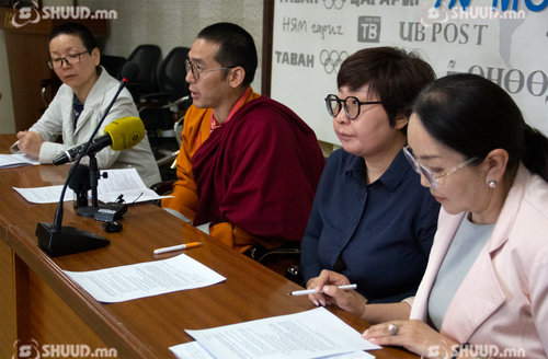 Гандантэгчэнлин хийдээс хүүхэд багачуудад зориулсан өдөрлөг зохион байгуулна